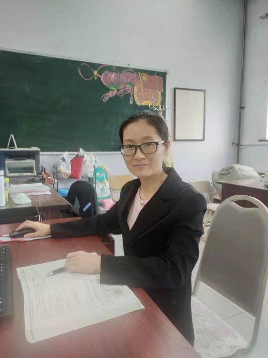 E-learning時(shí)代 楊曉燕老師的網(wǎng)頁(yè)設(shè)計(jì)開發(fā)教學(xué)理念與實(shí)踐